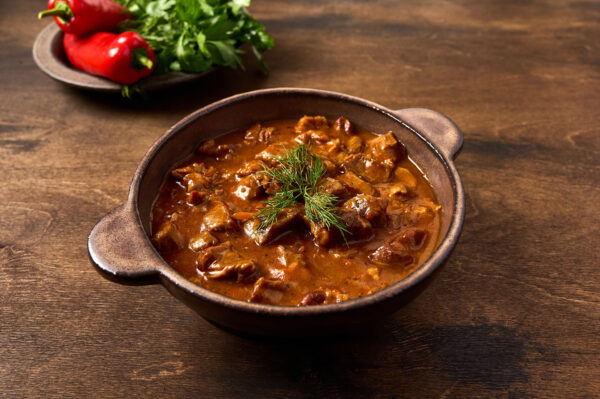 Traditionele Goulash soep